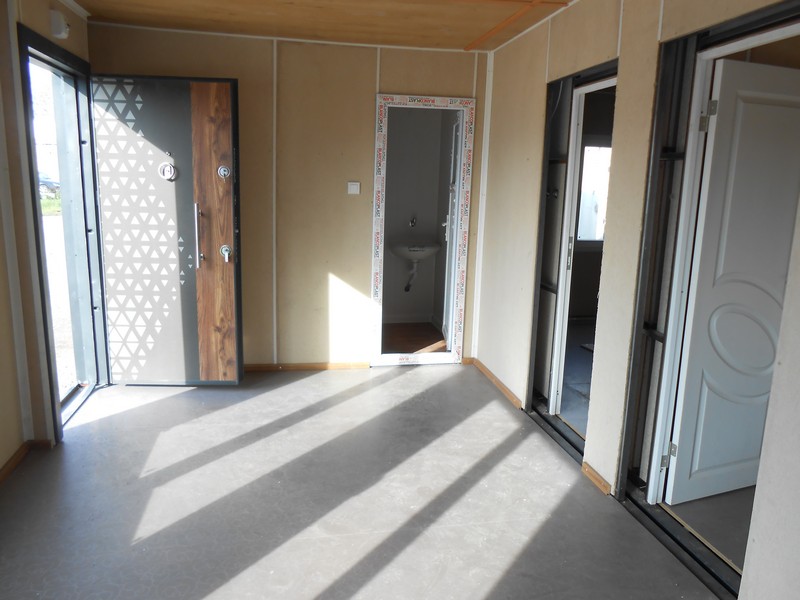 42 m² BİRLEŞİM-İÇİ BETOPAN-DIŞI AHŞAP DESENLİ SAC KONTEYNER