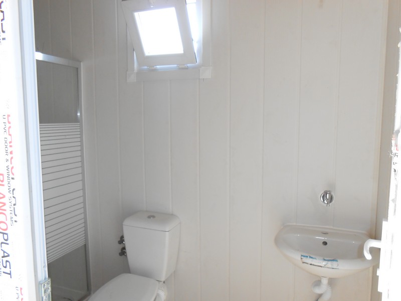 42 m² BİRLEŞİM-İÇİ BETOPAN-DIŞI AHŞAP DESENLİ SAC KONTEYNER