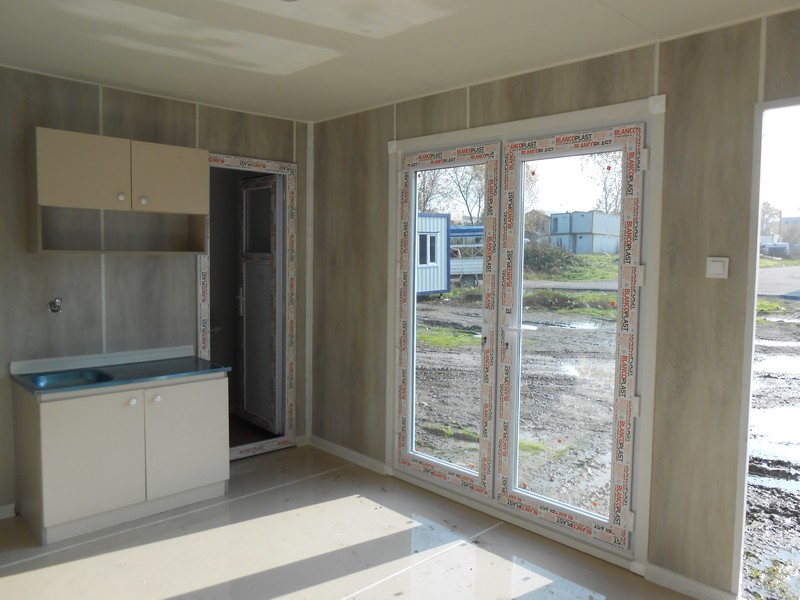 24 M²  ÇATILI-SUNDURMALI-DIŞI FÜME SAC-İÇİ LAMİNA KONTEYNER/FULL