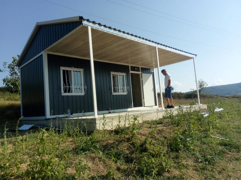 21 M²  ÇATILI-SUNDURMALI-DIŞI FÜME SAC-İÇİ LAMİNA/FULL