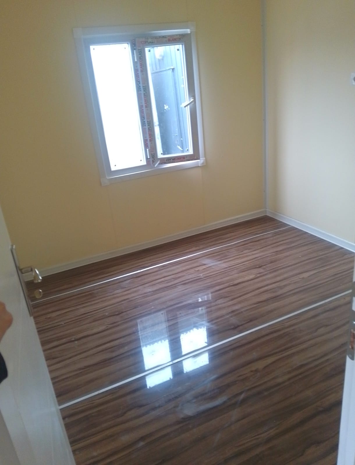 48 M² BİREŞİM DIŞI SAC-İÇİ BETOPAN KONTEYNER